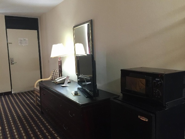 Parkway Inn image 13